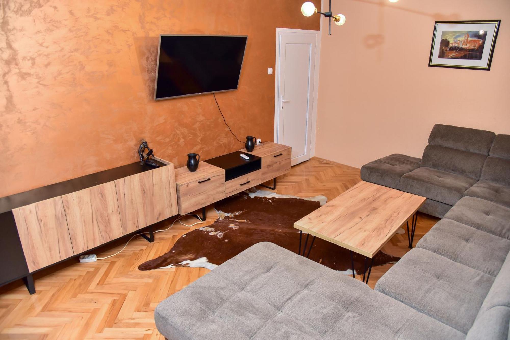 Goldi Apartman Banja Luka Extérieur photo